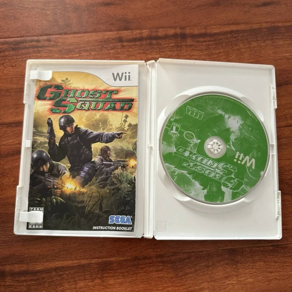 Ghost Squad (Nintendo Wii, 2007) CIB COMPLETE w/ MANUAL - TESTED/WORKS